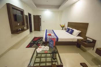 Hotel Oyo 680 Ranjana Heritage 3*